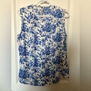 Tommy Hilfiger Blue Floral Sleeveless Blouse. Size M